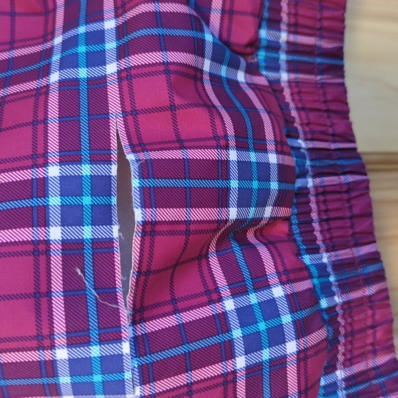 Burton - Picture 4 of 5